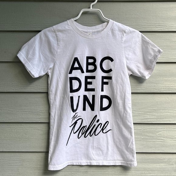 abcdefund the police t-shirt - Picture 1 of 5